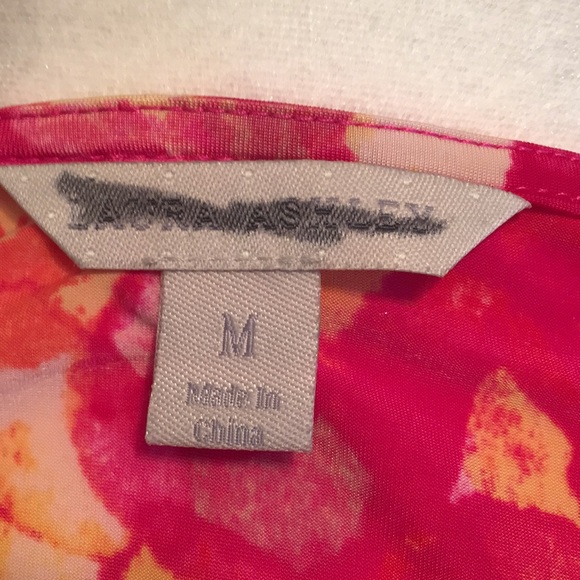 Laura Ashley pink ruffle top - medium runs large - Picture 4 of 4